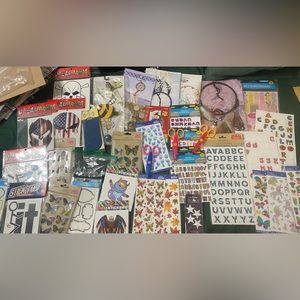 Scrapbooking Lot